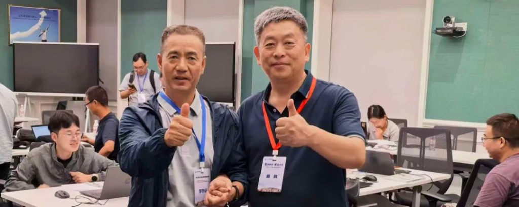 Twenty-two lecturers from across China completed a three-day Cangjie programme, building working AI teaching assistants, course knowledge bases, and a rural tourism platform while earning HCIA-Cangjie Developer certification.